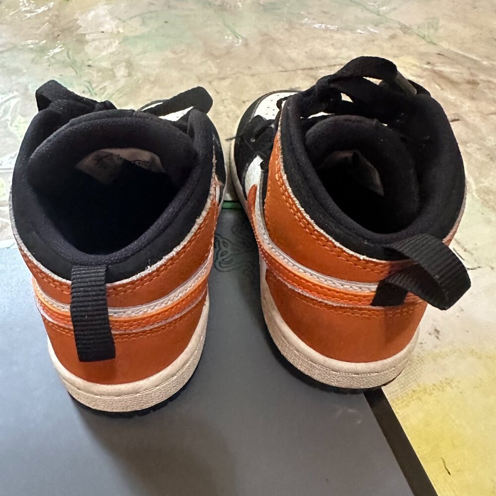 Nike Air Jordan 1 Mid TD Shattered Backboard Size 8C Orange Black 640735 058 - Picture 2 of 6